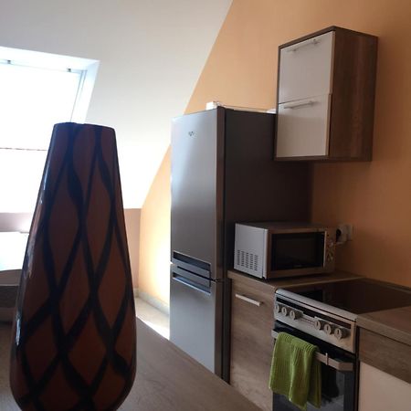 Palank Apartman Mosonmagyaróvár エクステリア 写真